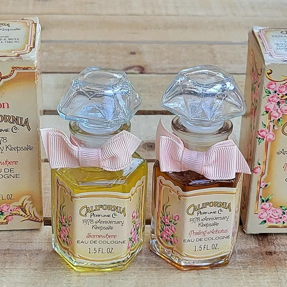 Avon California Perfume Co. 1978 Anniversary: Trailing Arbustus & Somewhere - Picture 2 of 16